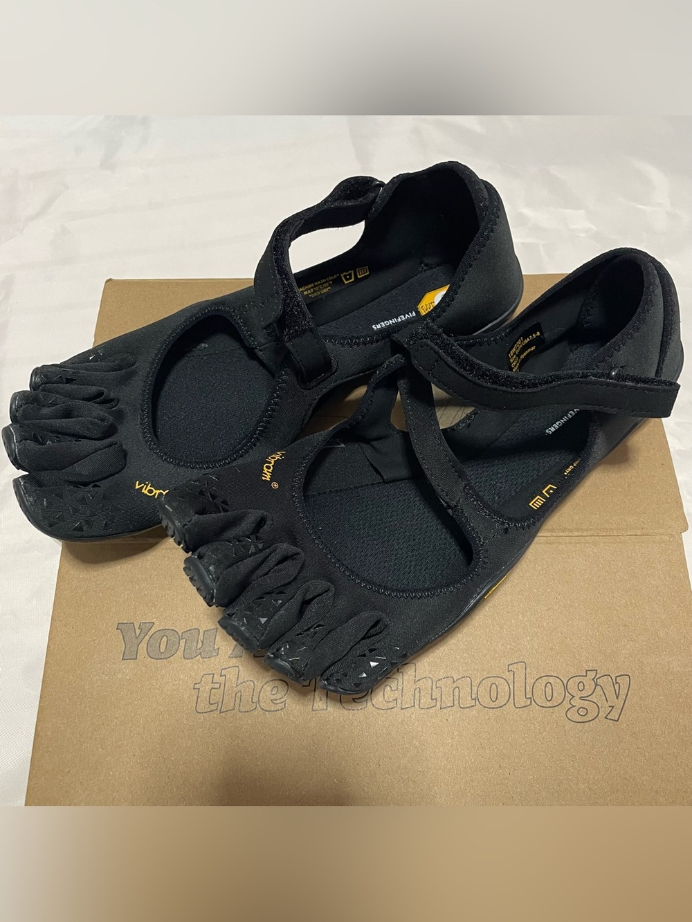 Vibram Five Fingers Yoga Shoes Women's Black